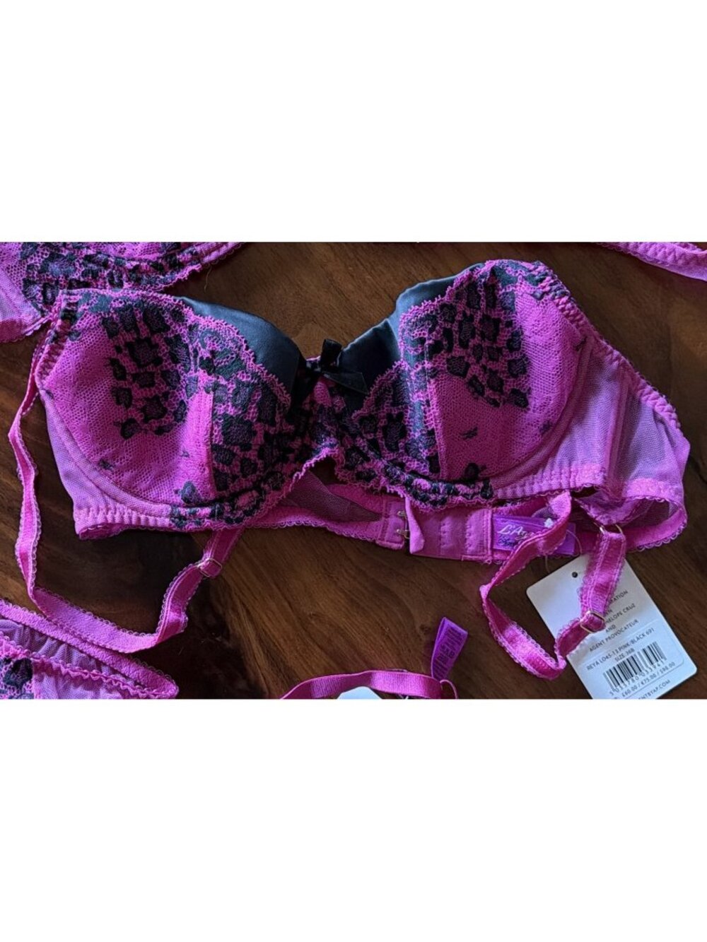 L'Agent by Agent Provocateur Reya NWT 36B Padded Plunge Bra Pink Black Lace